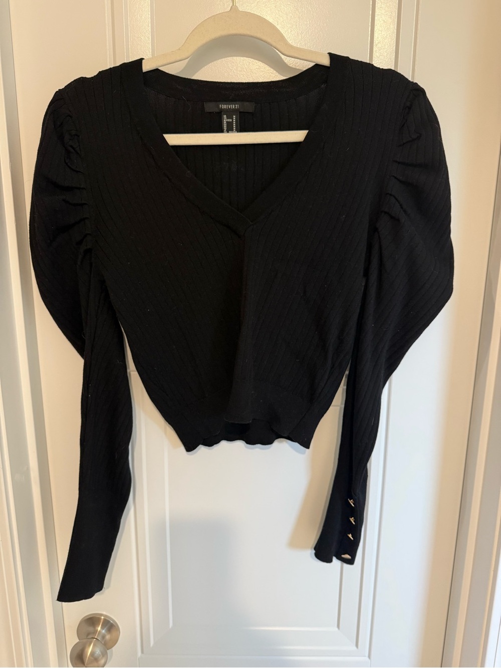 Forever 21 Black Ribbed V-Neck Puff-Sleeve Top